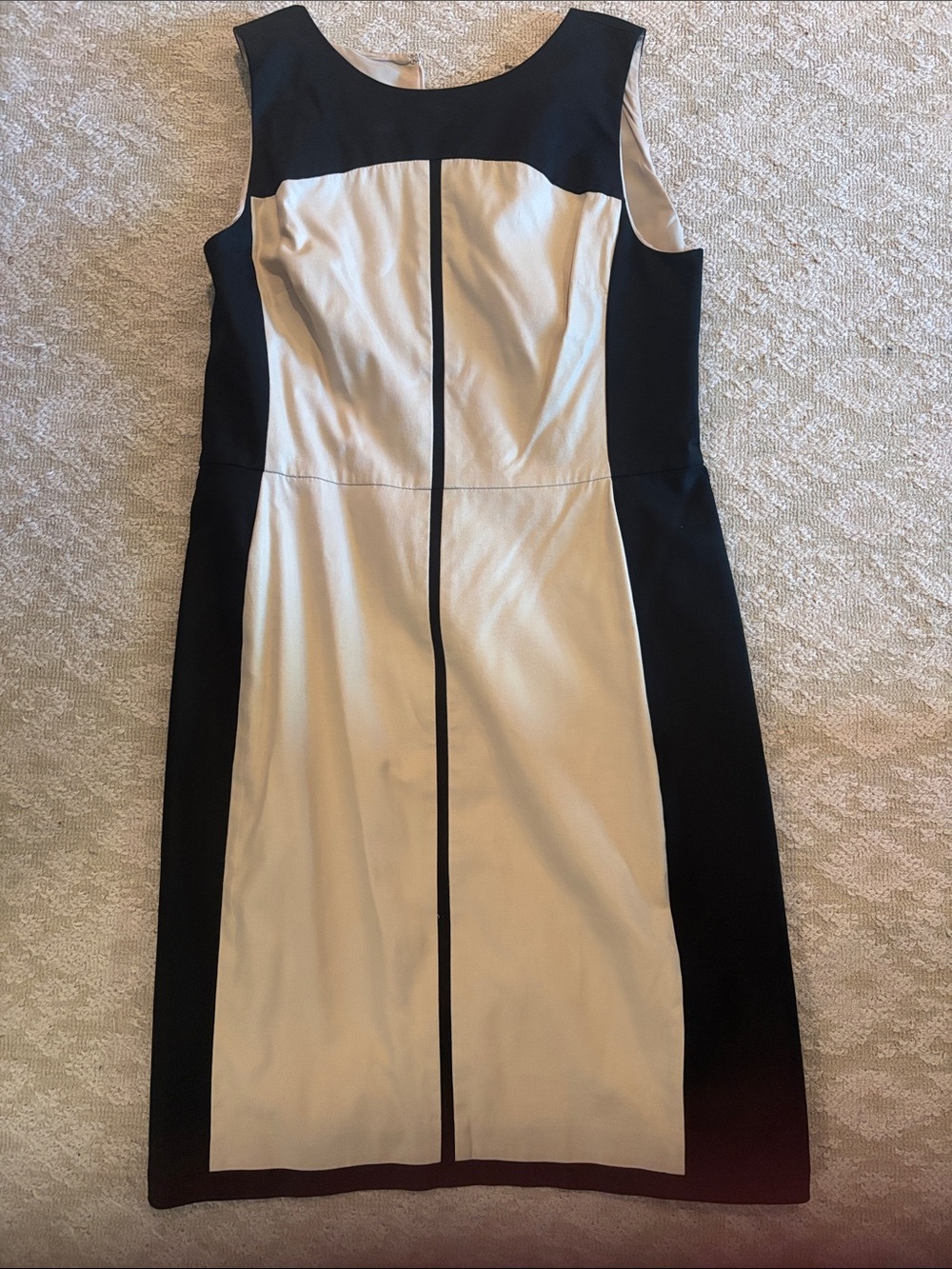 Ann Taylor Black & Ivory Colorblock Sheath Dress – Size 10